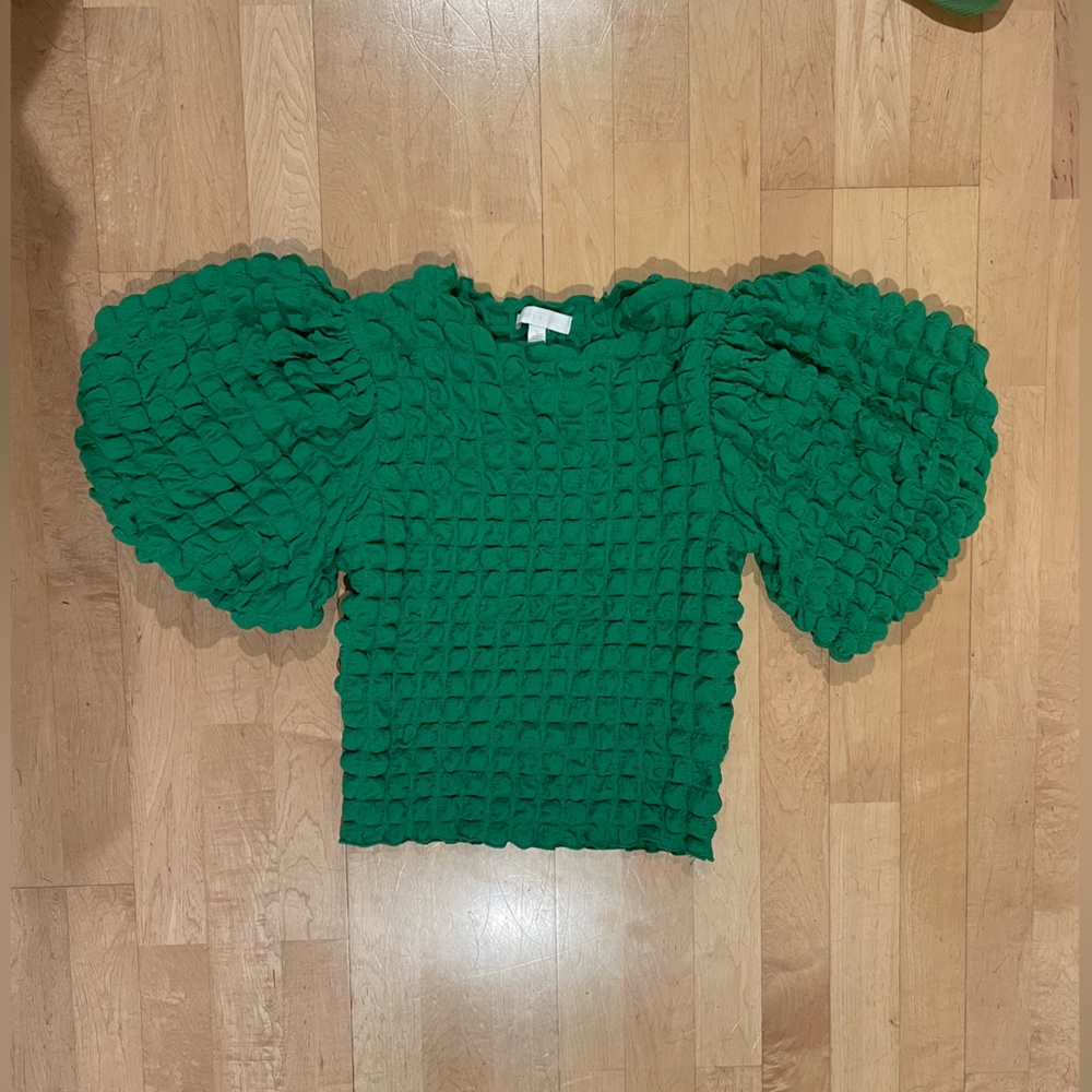 Eri + Ali "textured puff sleeve top"